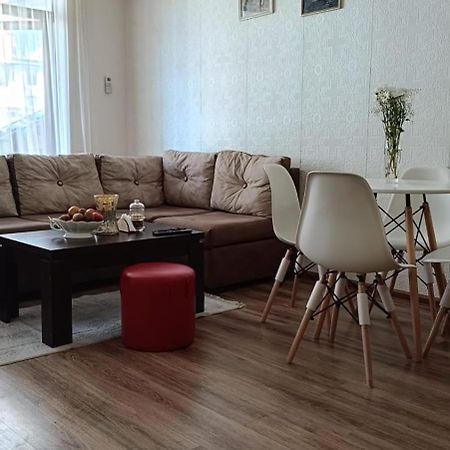 Dariana Apartment Batumi Bagian luar foto