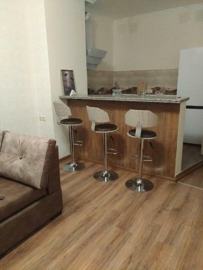 Dariana Apartment Batumi Bagian luar foto