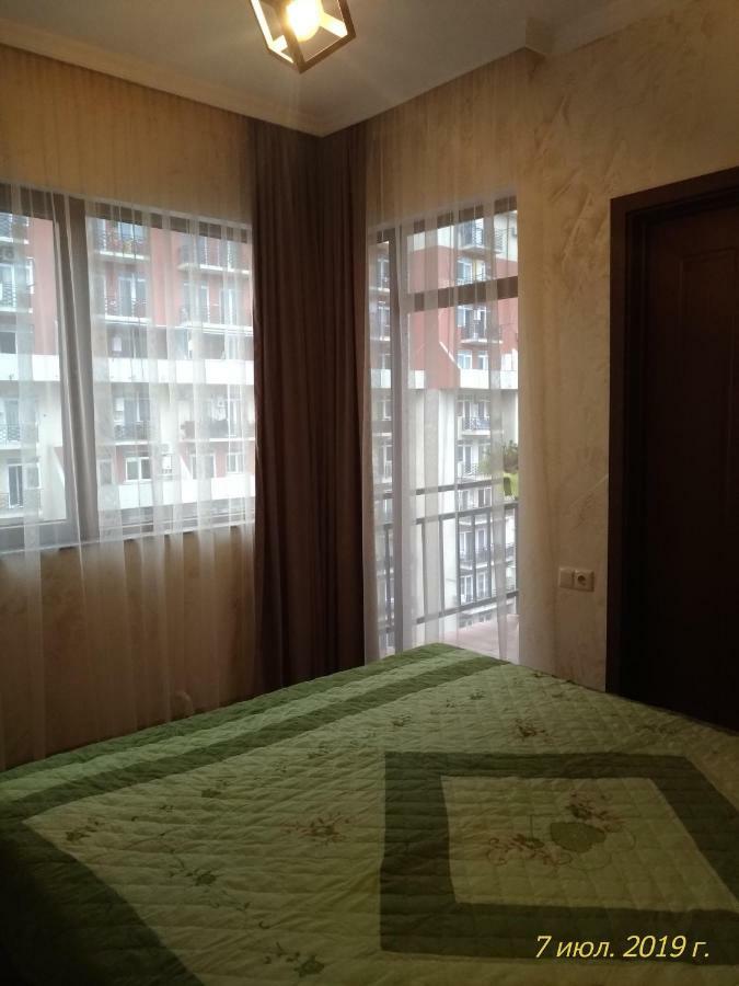 Dariana Apartment Batumi Bagian luar foto